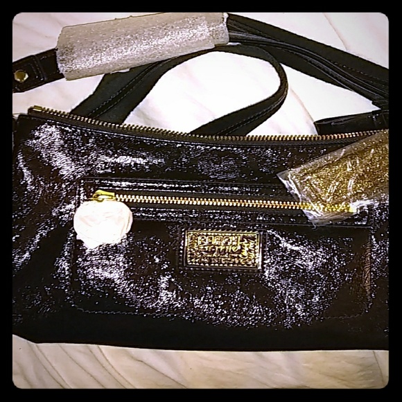 Coach Handbags - Coach "Daisy" LQD GL CRBY